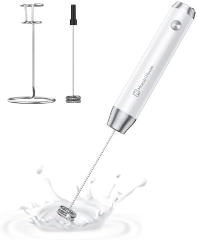 LunaFro rechargeable frother with dual whisks
